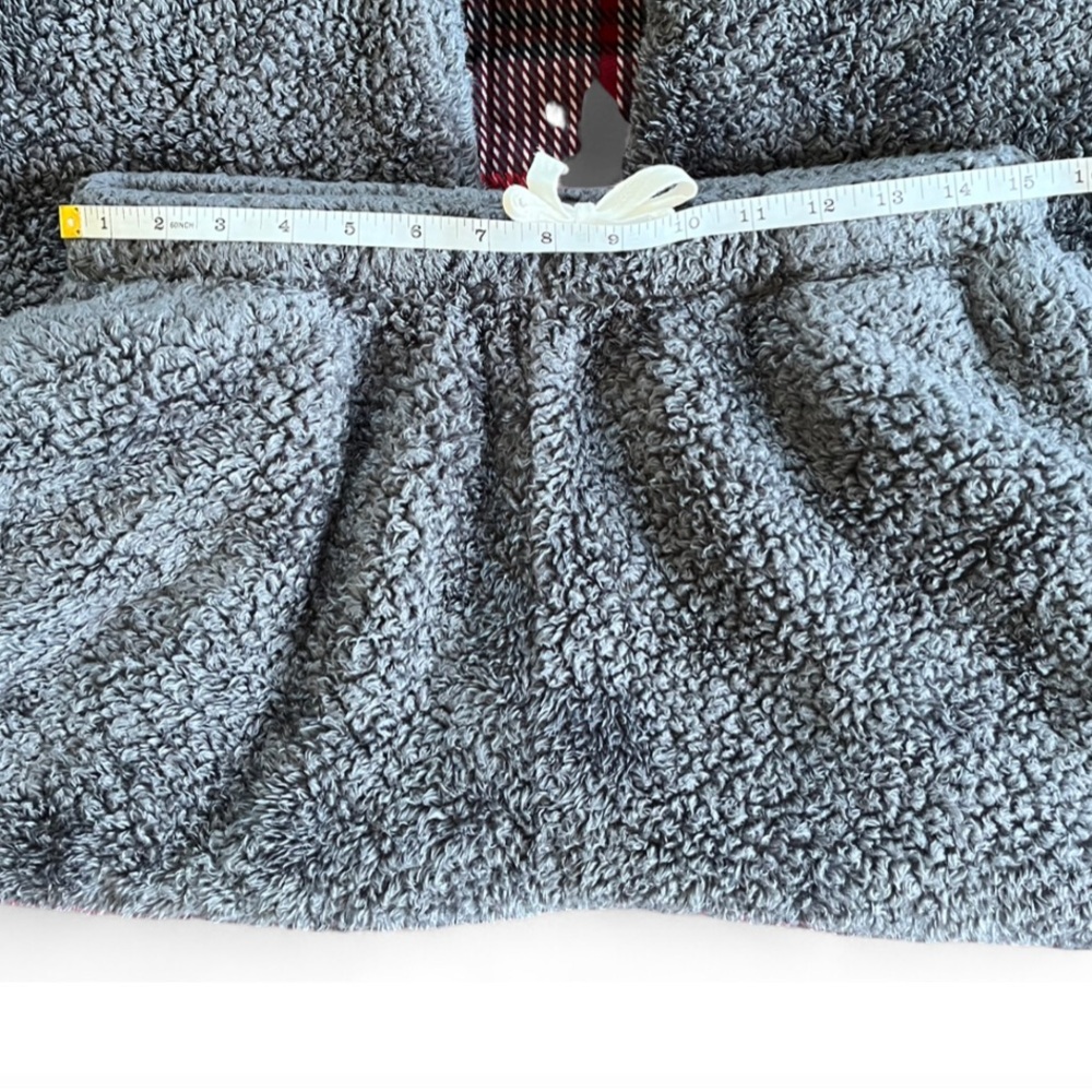 Plush, Warm, Cozy Gray Fleece Elastic Waist Pajama Pants with Pockets - Picture 9 of 10